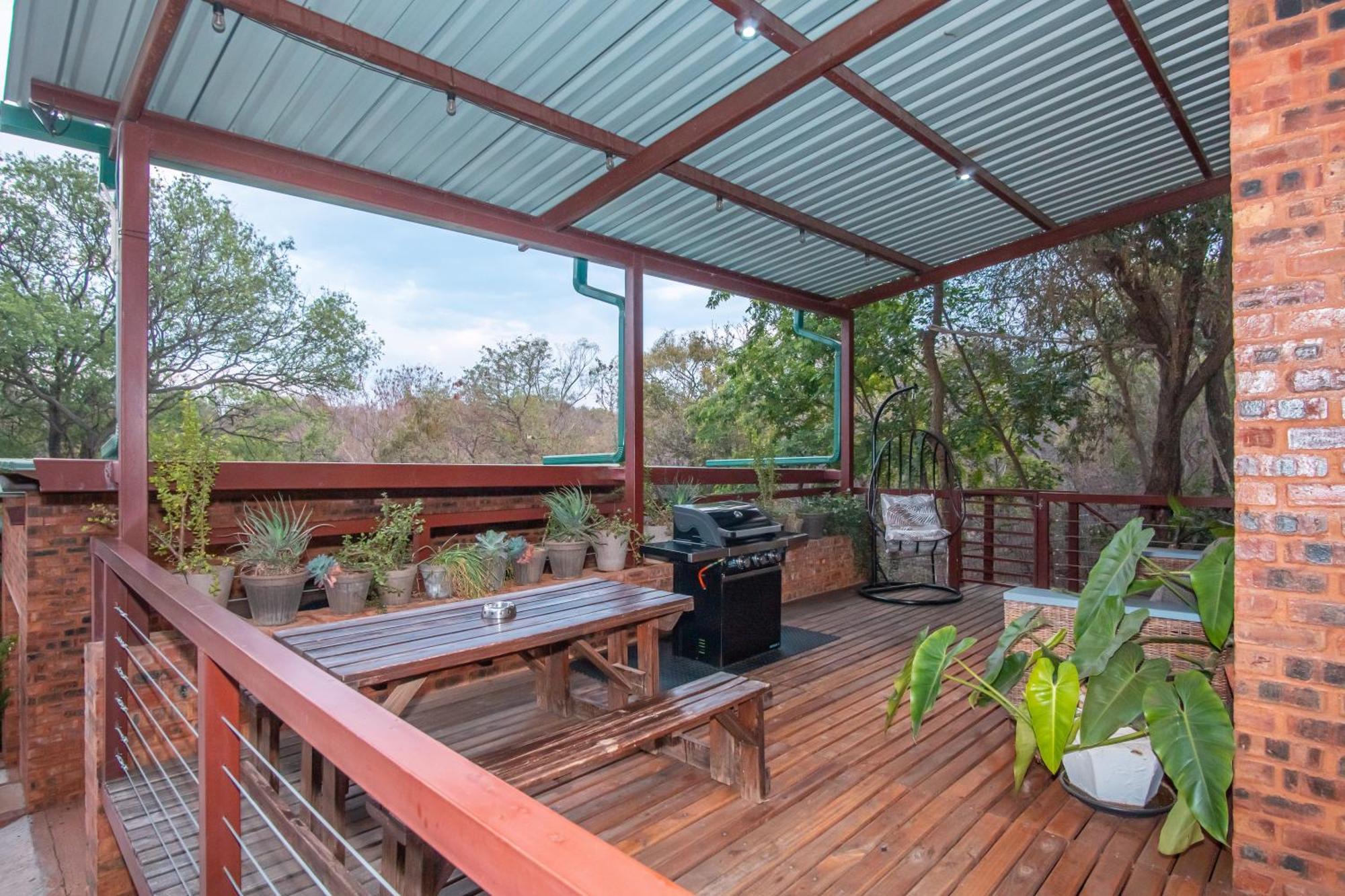 Bushbaby Cottage In Hartbeespoort Pretoria-Noord Buitenkant foto